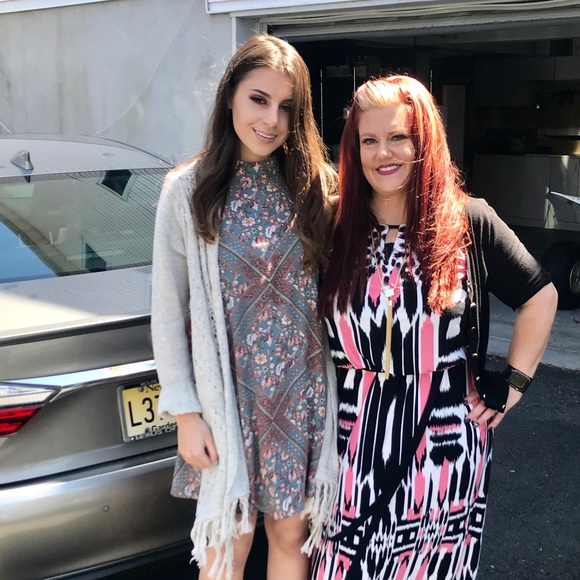 Meet your Posher, Dani - Picture 1 of 1